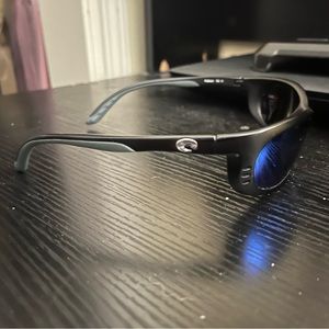 Costa Del Mar Fathom w/ blue mirror lenses and case